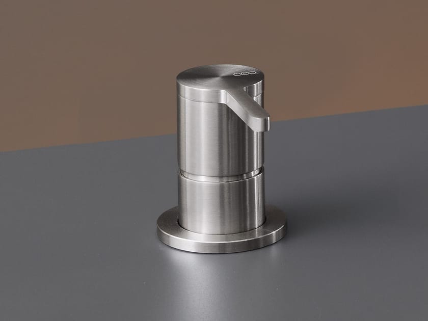 Однорычажный смеситель для пола CEADESIGN INNOVO ARCH-00010003