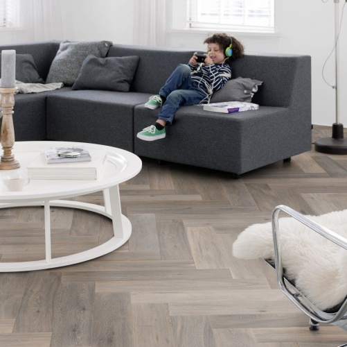 Паркет Ёлка Solidfloor New classic Кэнтрбери Дуб Натур с брашью (Текстурированная) 610х122 мм 1194938 - Вид №15