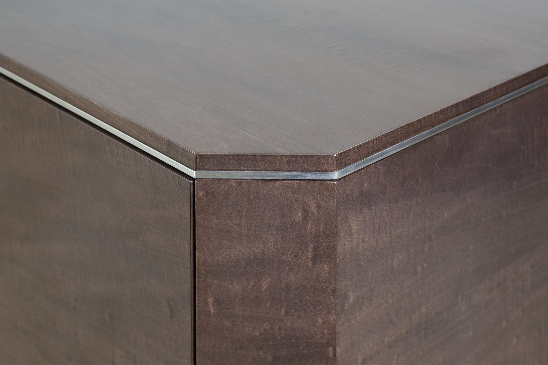 Деревянный шкаф с распашными дверями Hurtado Evolution ARCH-00107263 - Вид №2