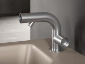 Смеситель для биде из нержавеющей стали с поворотным горлышком