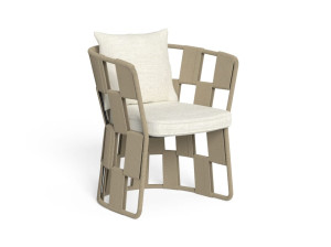 Садовое кресло с подлокотниками