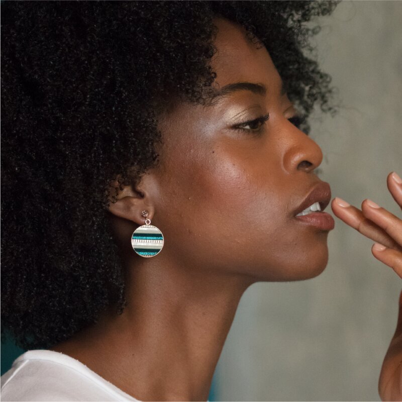 FL22 Серьги-гвоздики, кожа, латунь, позолота Flowersforzoe Santreyd 