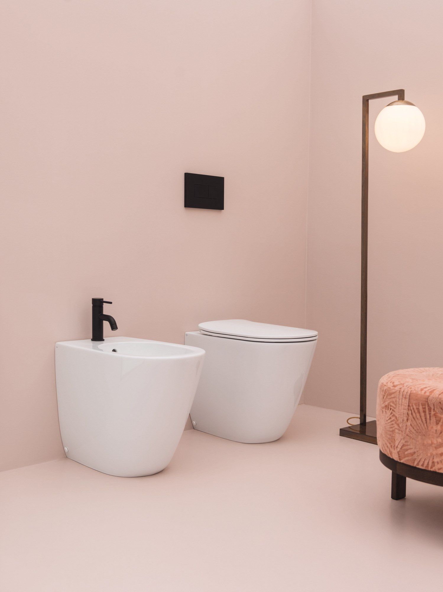 Напольный керамический туалет Axa Eva ARCH-00151407 - Вид №1