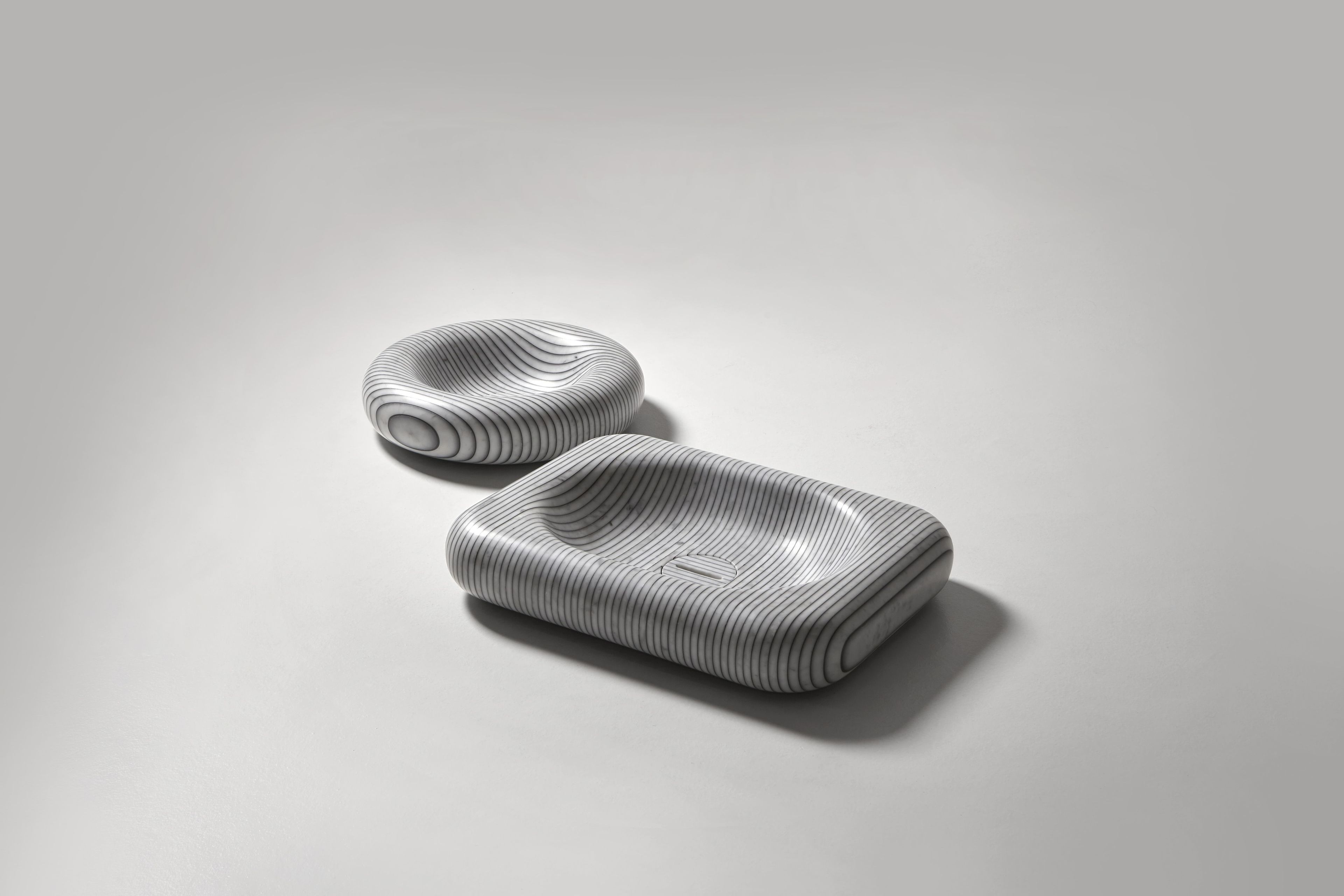 Овальная столешница из каррарского мрамора Antoniolupi Между строк ARCH-00023948 - Вид №2