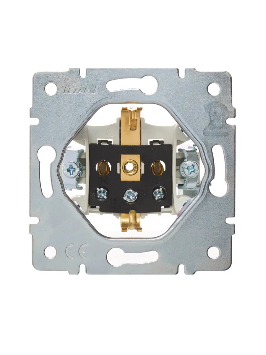 KARINA Розетка с защитой от детей сз черный бархат LEZARD 707-4288-124В - Вид №5