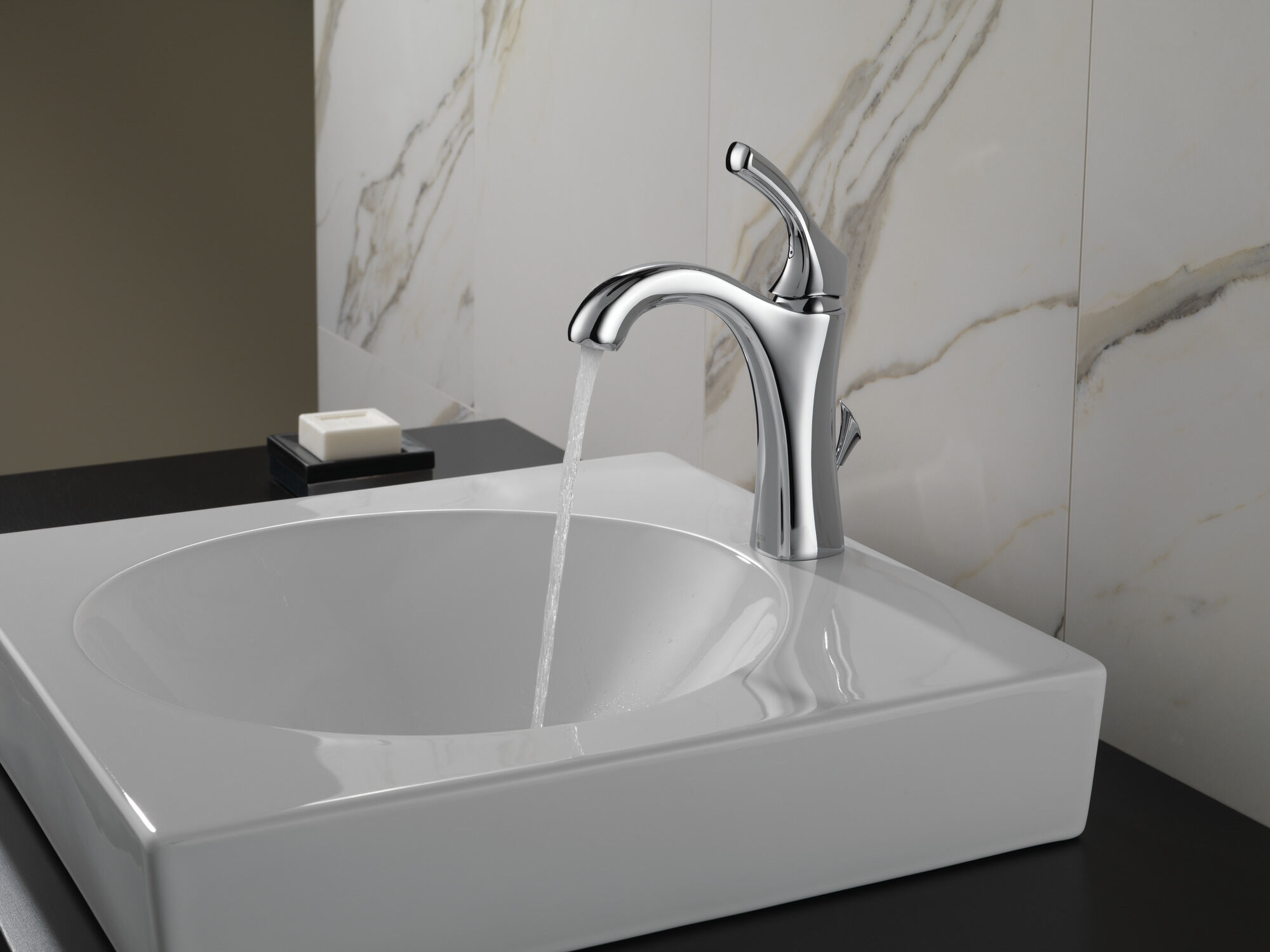 592-DST Смеситель для ванной с одной ручкой Delta Faucet Addison Хром  - Вид №3