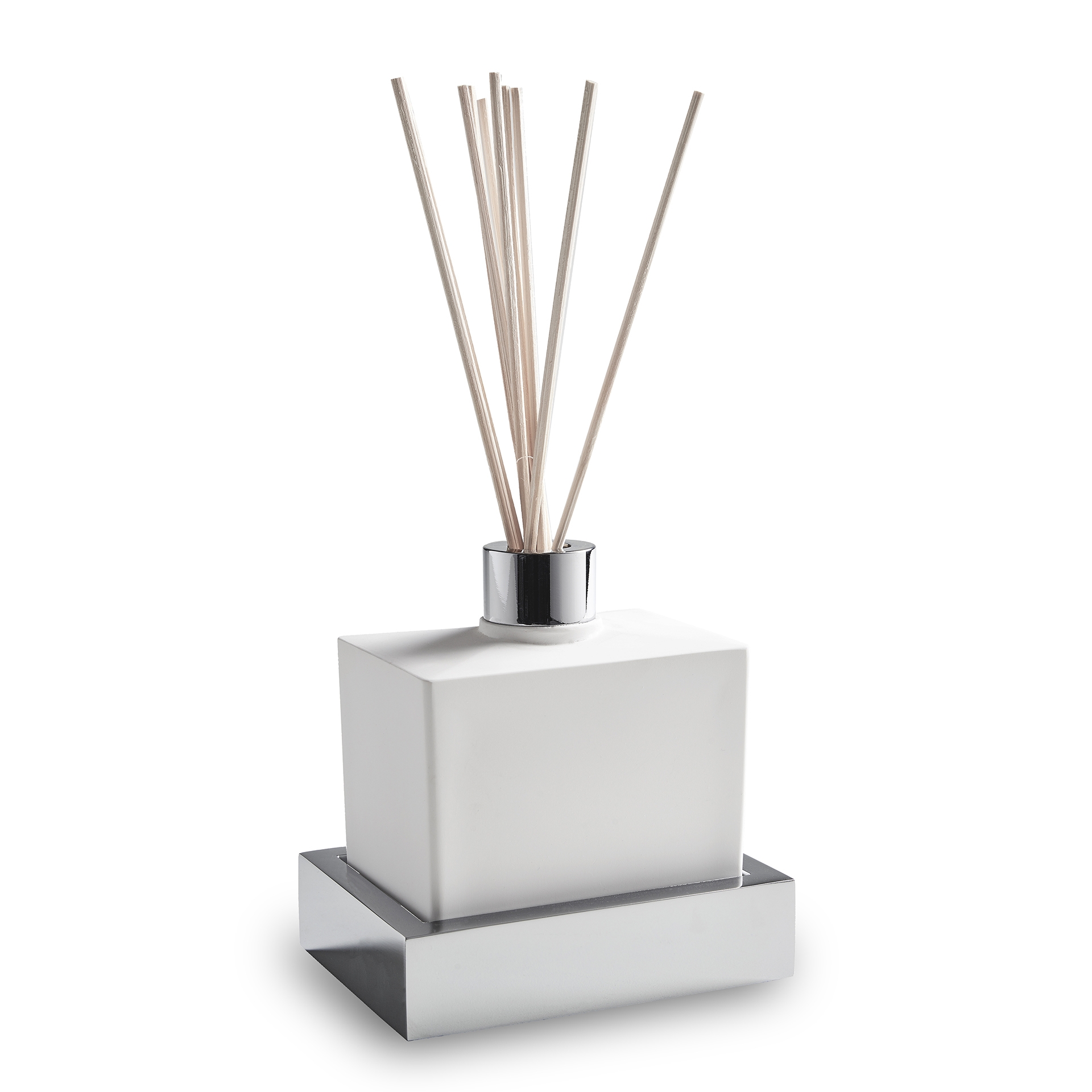 SK01P 3SC Настенный дозатор ароматизаторов Moderno Treesseci 3SC