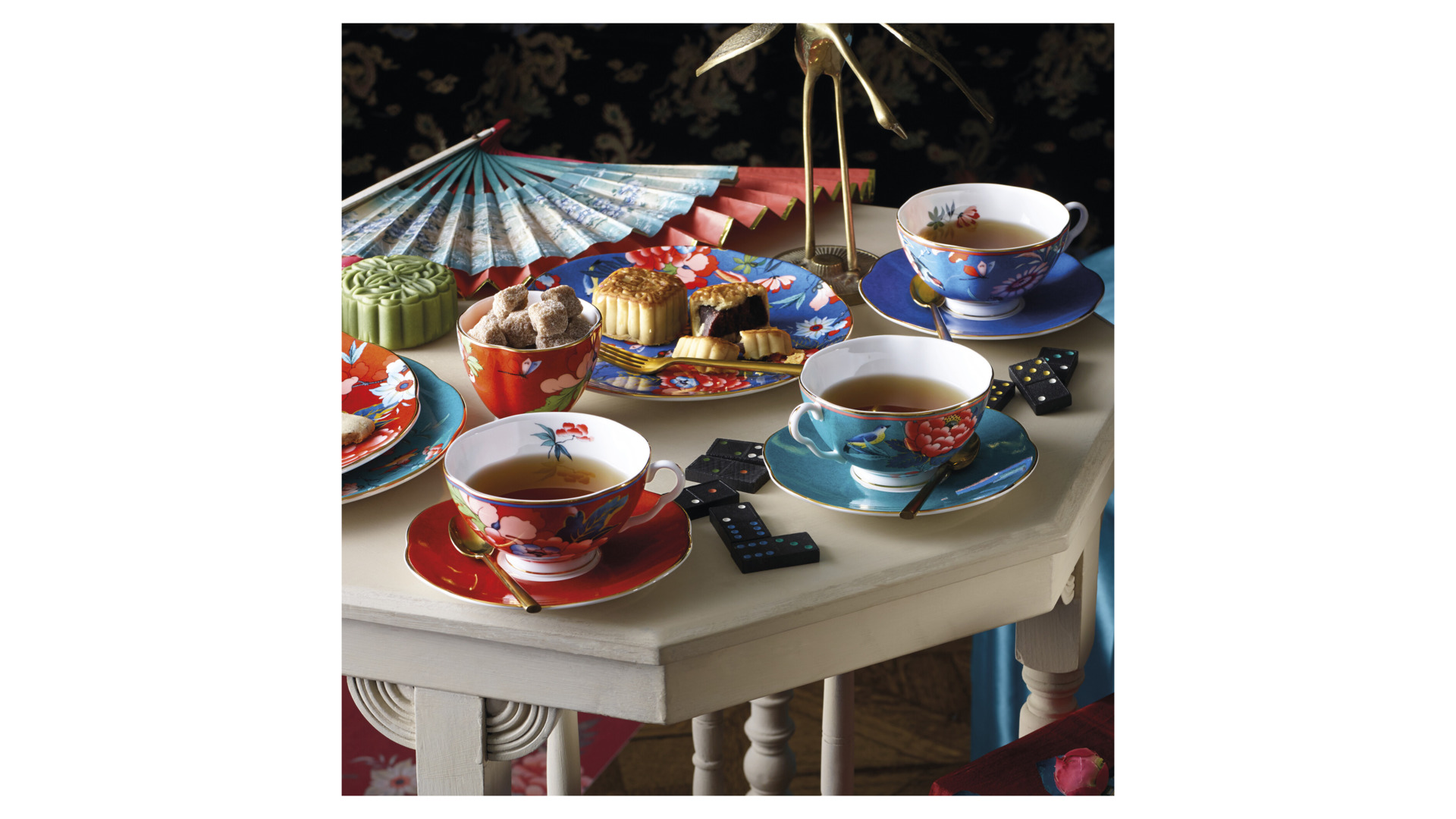 10671575 Wedgwood Чашка чайная с блюдцем Wedgwood Пионы 200мл (зеленая) Фарфор костяной  - Вид №1