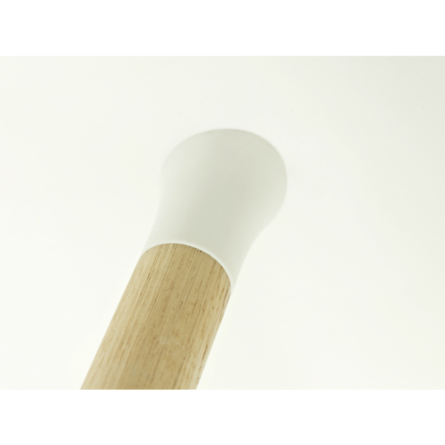 Барный стул Form с ножками из дуба 65 см, белый Normann Copenhagen 602780 - Вид №8