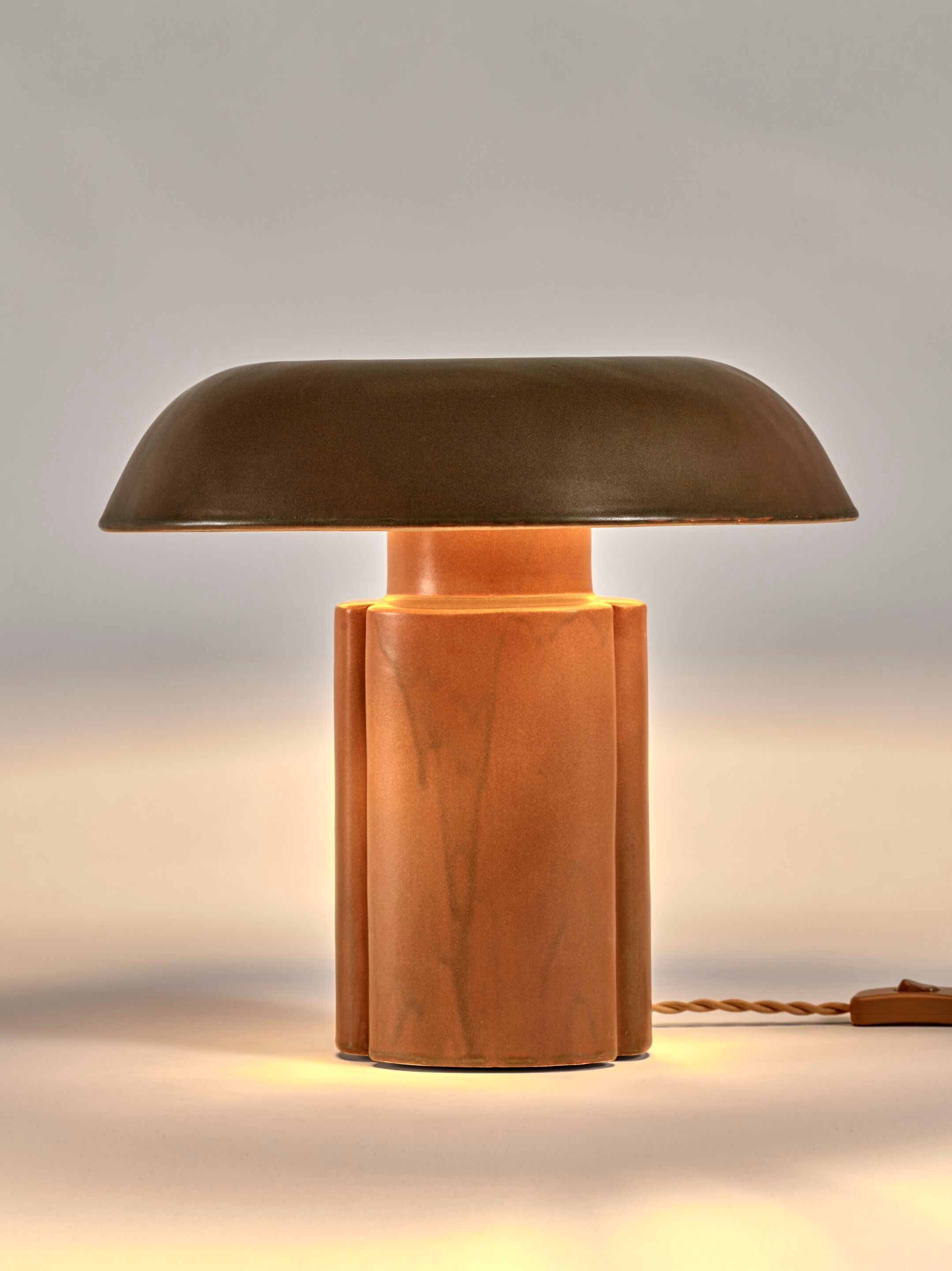 Керамическая светодиодная настольная лампа Serax Terres de rêves ARCH-00123189 - Вид №4