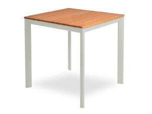 Квадратный стол из тикового дерева