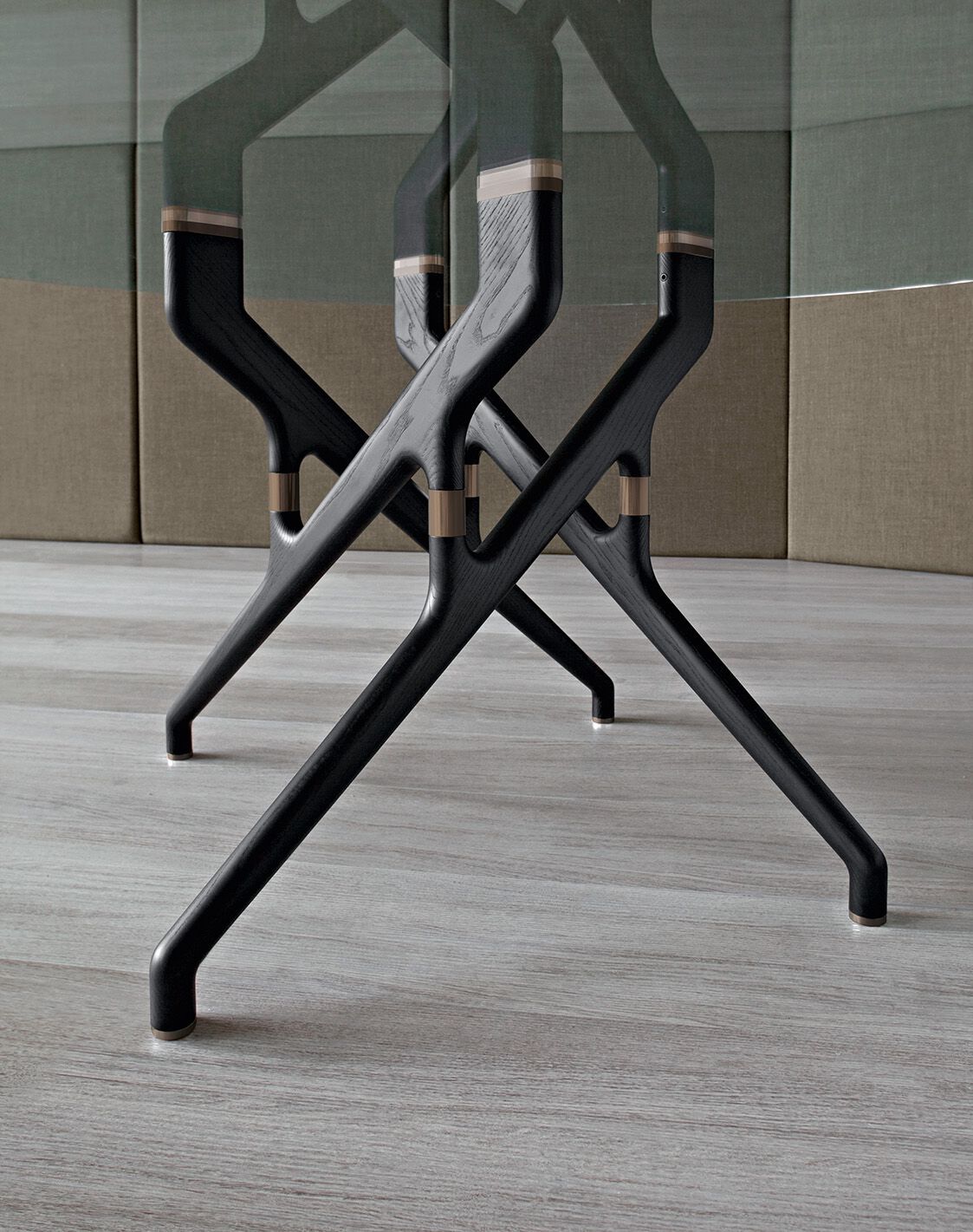 Круглый обеденный стол из ясеня Potocco торс ARCH-00130038 - Вид №2