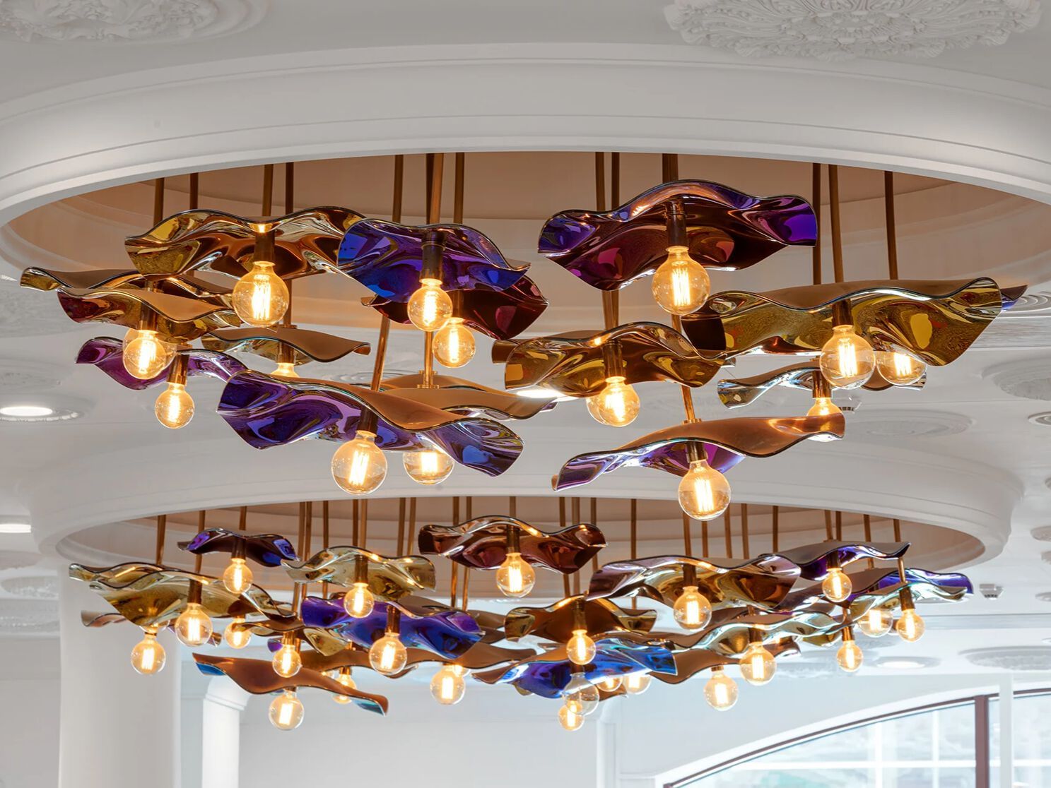 Стеклянный подвесной светильник PlusObject FLOWER ARCH-00087301