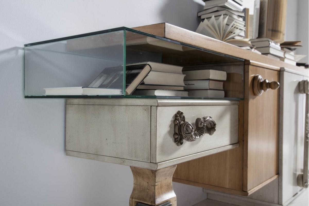 078986 Стол под ТВ Lola Glamour London Santreyd