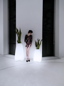 002234 Кашпо Vondom Pal