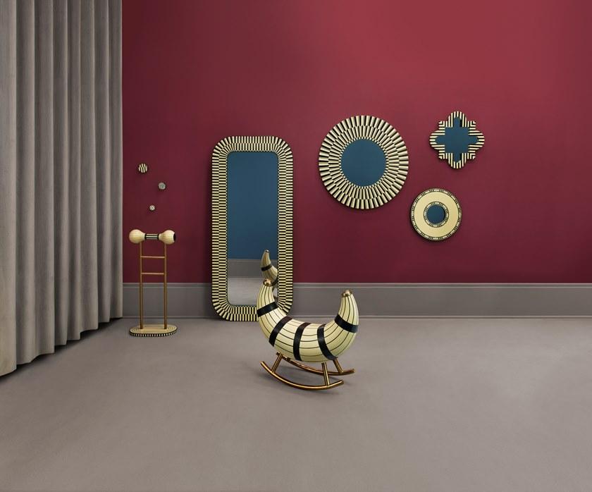 Scarlet Splendour Подставка для камердинера из металла Vanilla noir sun-id-1474948 - Вид №1