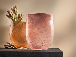 Стеклянная ваза