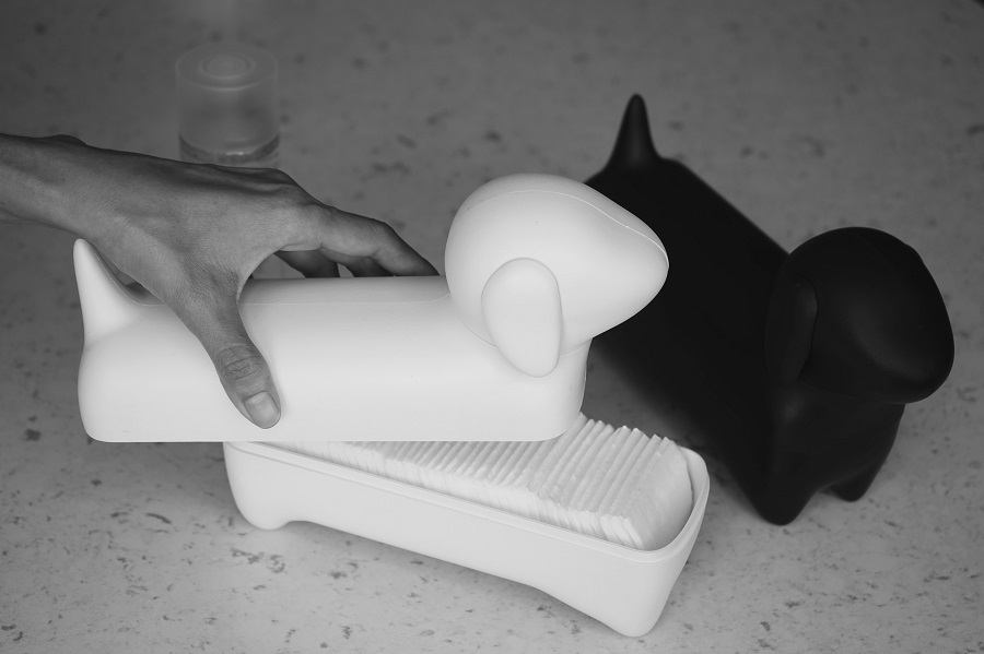 QL10291-BK Коробка для мелочей dacholder, черная Qualy  - Вид №7