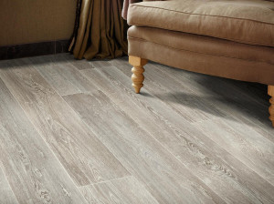 Нескользящий виниловый пол с эффектом дерева