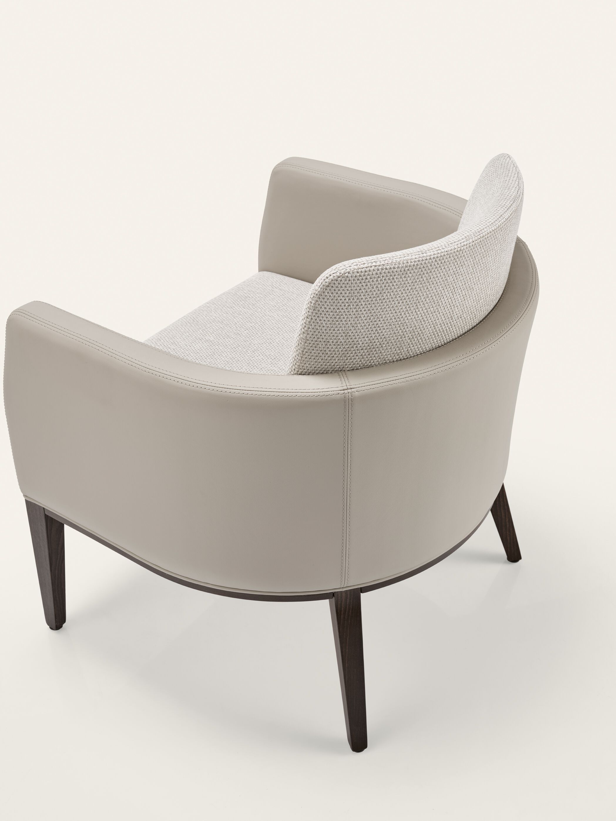 Тканевое кресло с подлокотниками More Contract Aggy ARCH-00106093 - Вид №4