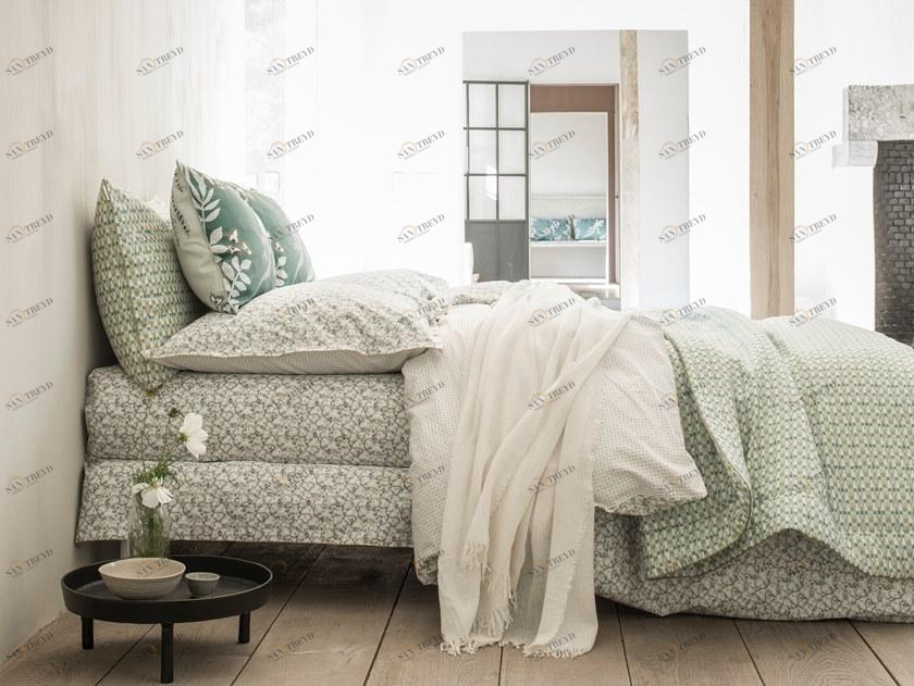 Alexandre Turpault Кровать из хлопка с рисунком и цветочными мотивами Feuilles d'ikat sun-id-1353801