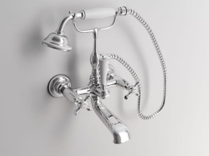 Настенный смеситель для ванны с 2 отверстиями и ручным душем