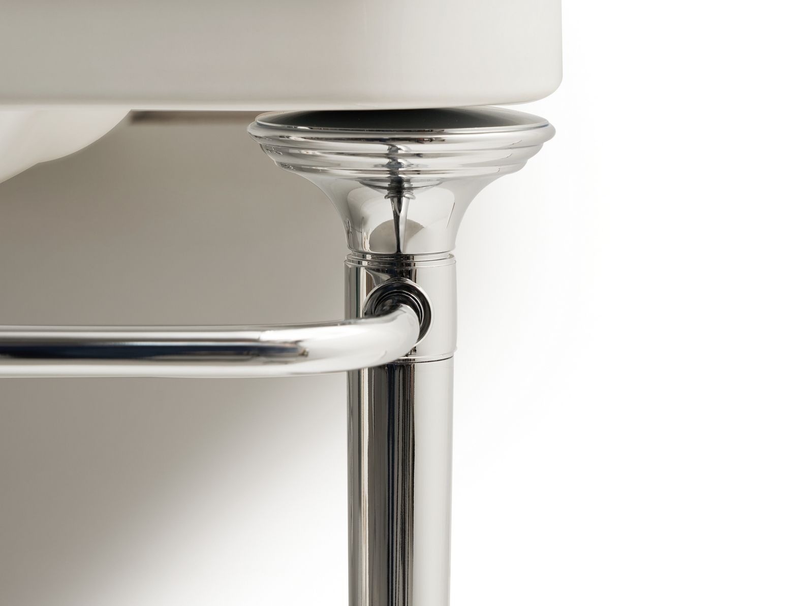 Латунная напольная раковина с держателем для полотенец Devon&Devon NOBEL ARCH-00118105 - Вид №1