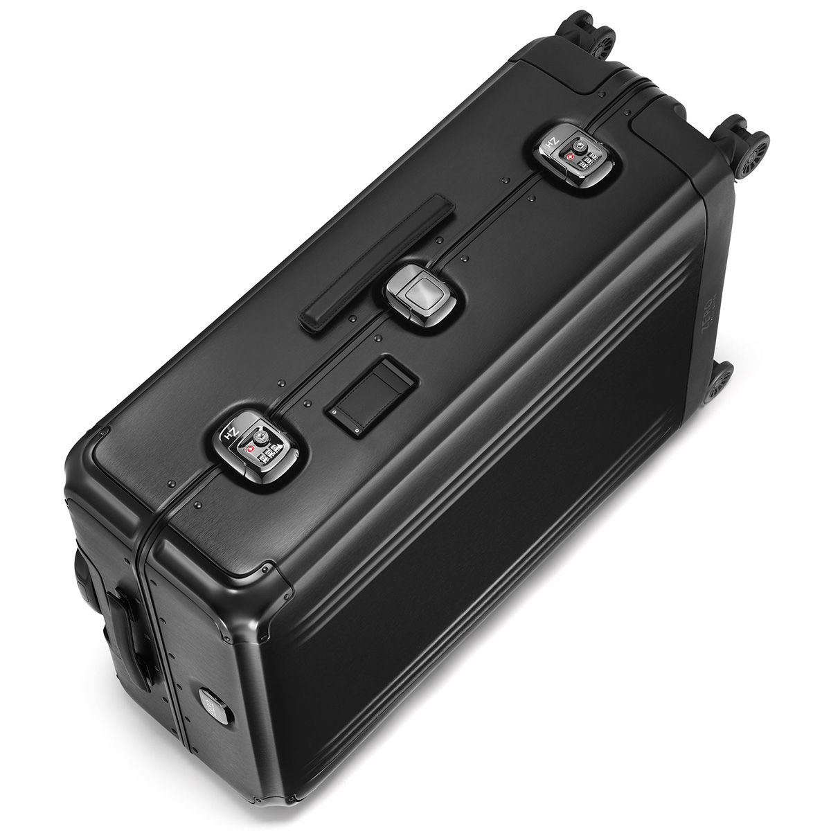 FH94229-01 Чемодан 942 Check in Luggage L Zero Halliburton Pursuit Aluminium  - Вид №3