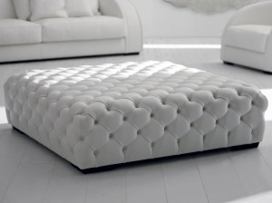 Квадратный кожаный пуф с Капитоном