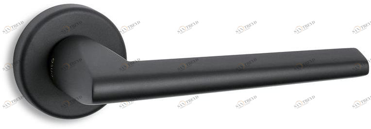 Ento Ручка из латуни на розетке Pilot 6215