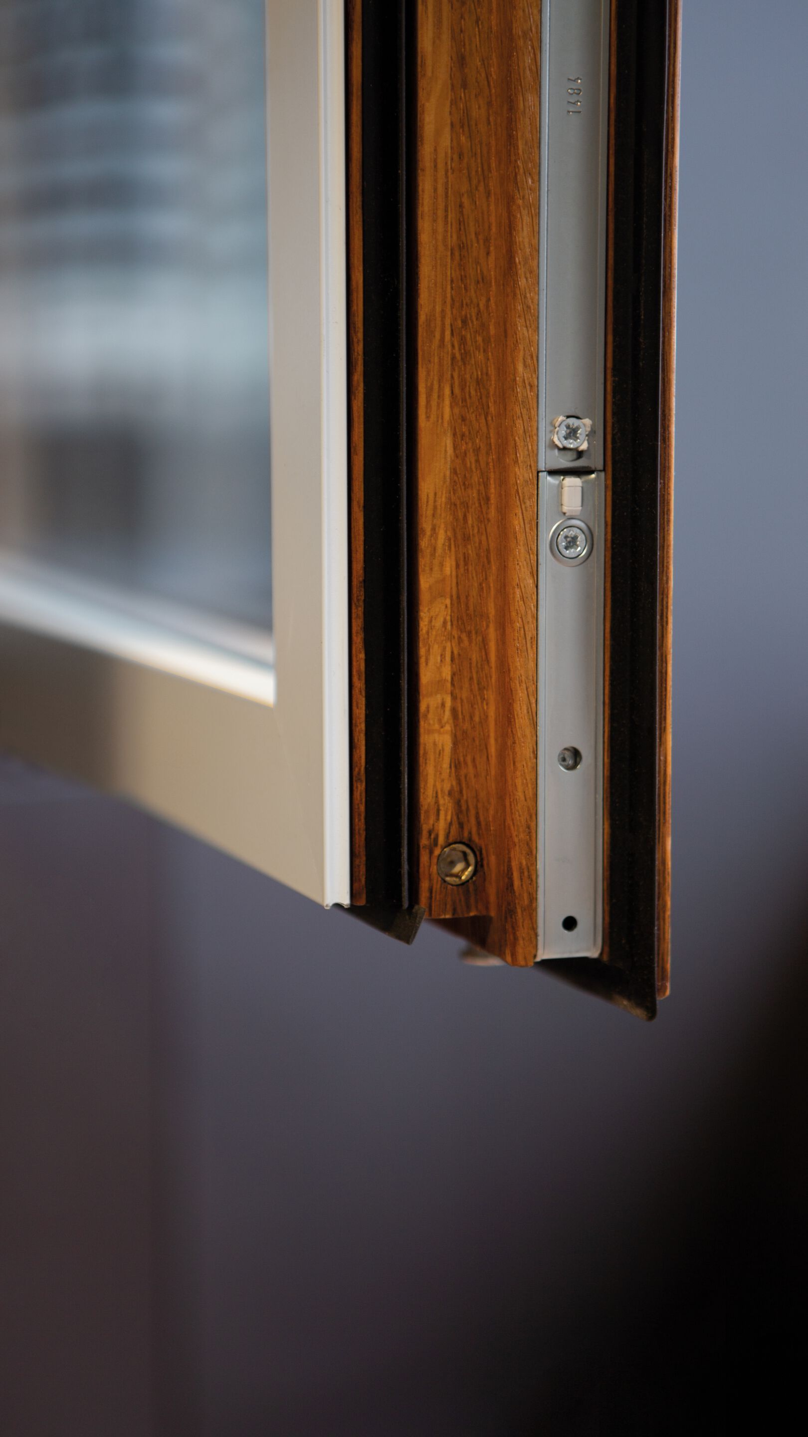 Window made of laminated wood with an external aluminum clad PB Finestre FLAT LEGNO ALLUMINIO ARCH-00049804 - Вид №3