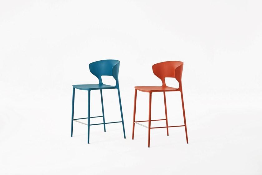 Desalto Табурет из полиуретана с подставкой для ног Koki sun-id-1464582 - Вид №4