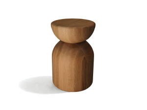 Низкий стул из бука