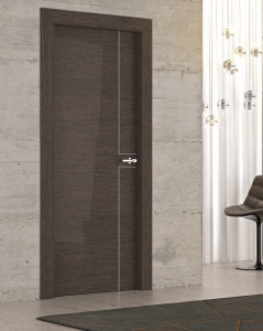 Распашная дверь из шпона