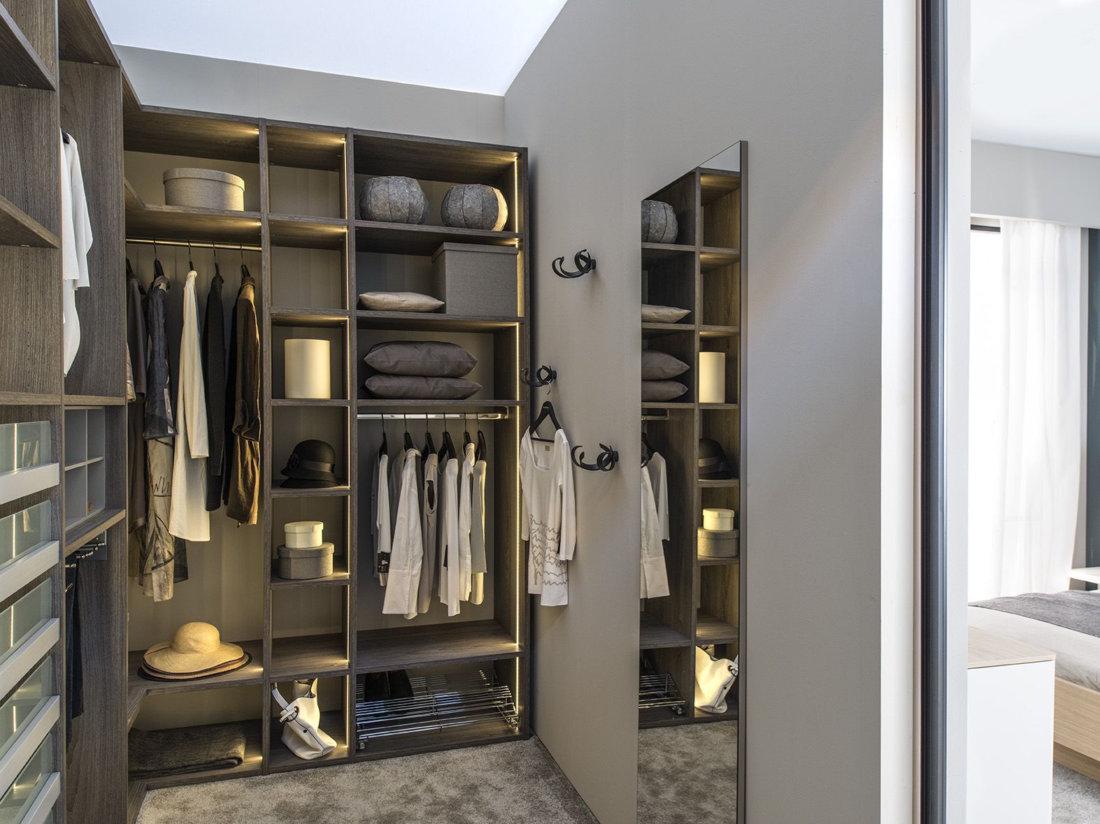 Модульная гардеробная на заказ Sudbrock Möbelhandwerk Fokus ARCH-00076956 - Вид №1