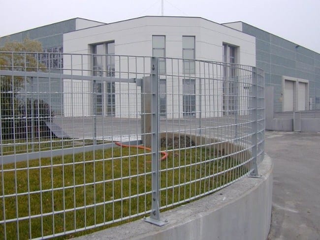 Ограждение из решетки Defim Orsogril MEROPE® ARCH-00092584 - Вид №9