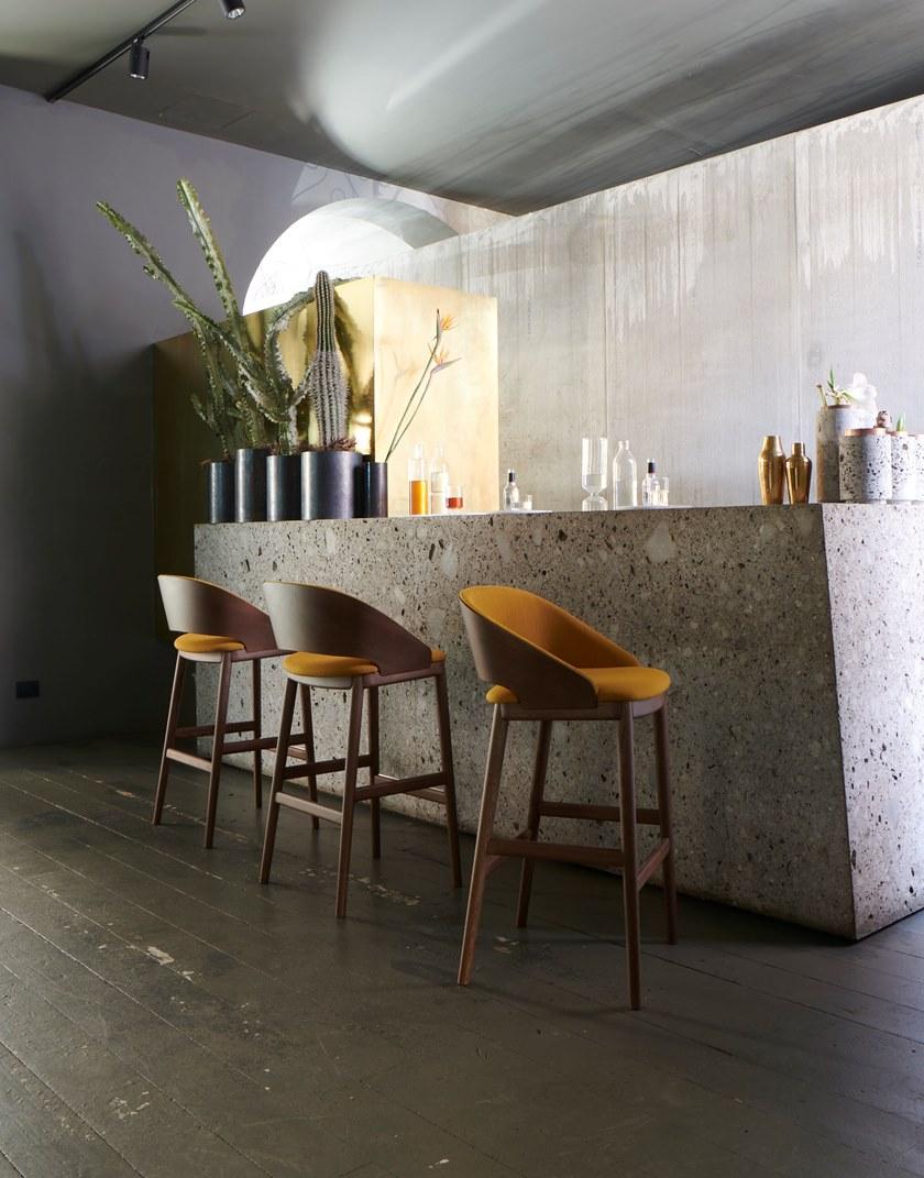 Very Wood Табурет со спинкой с подставкой для ног Odeon sun-id-1440449 - Вид №3