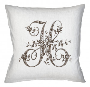 21080547 Арт-подушка «Монограмма буквы H» Object Desire Азбука мечты