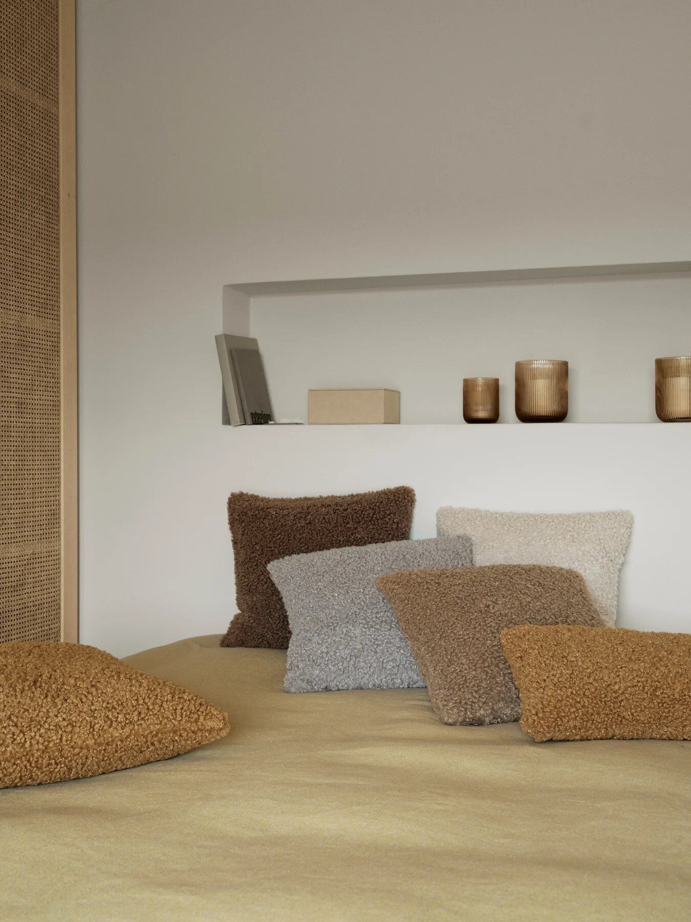 Квадратная подушка из ткани blomus Teddy ARCH-00055746 - Вид №4