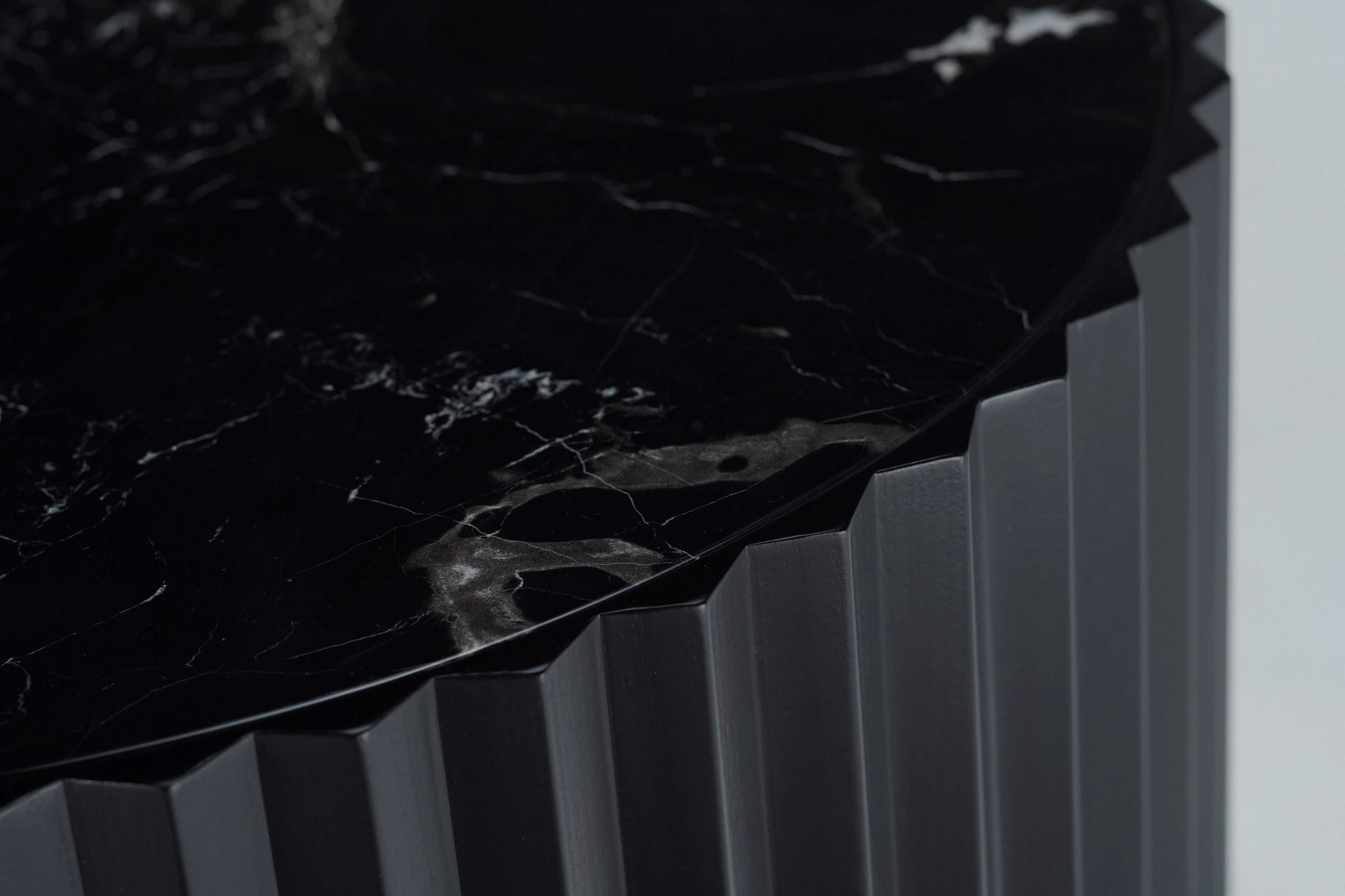 Круглый журнальный столик из ясеня и мрамора Milla & Milli Eternel ARCH-00136687 - Вид №2