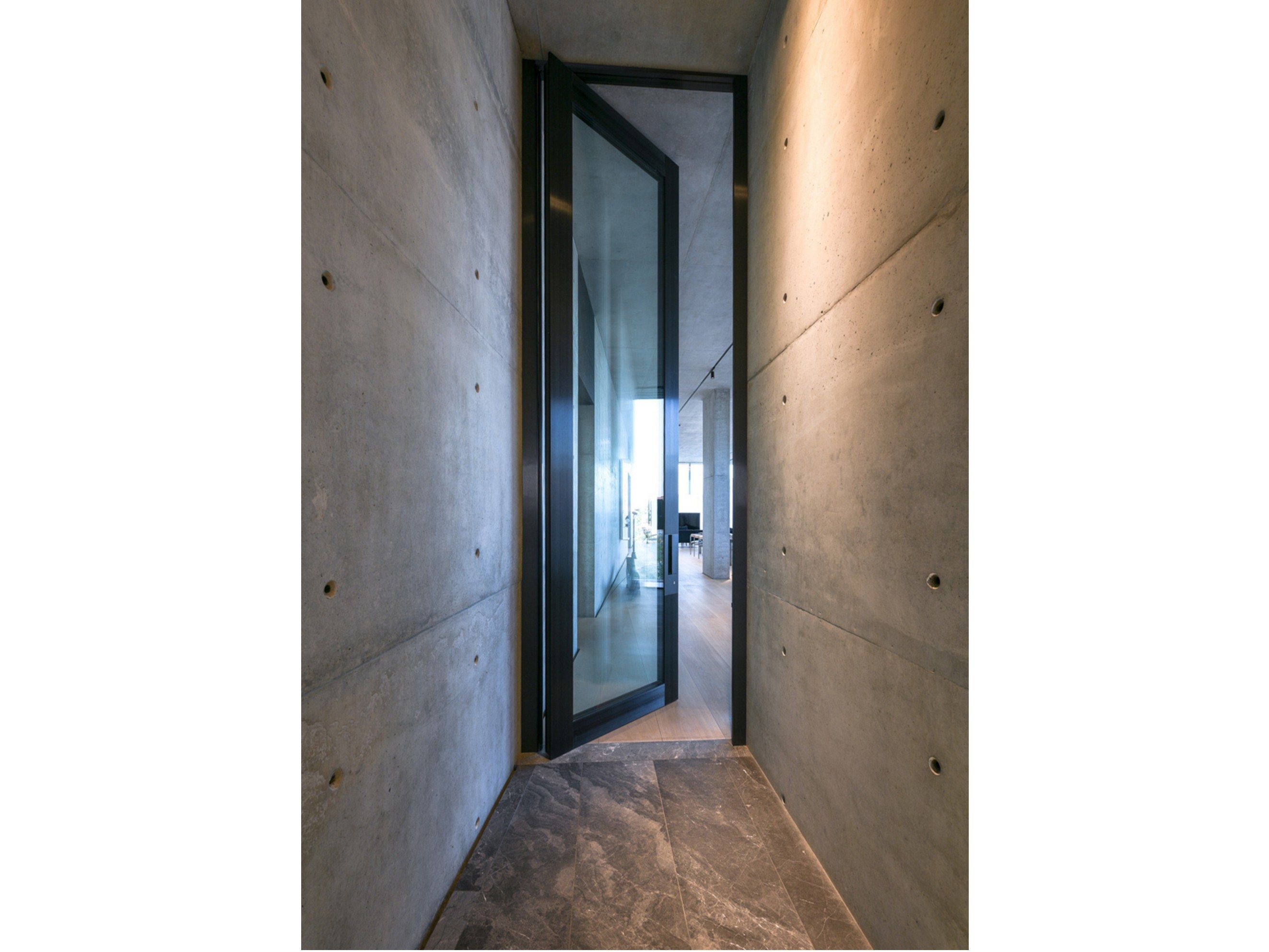 Парящая дверь с тепловым стеклом класса 3 Oikos Nova ARCH-00096109