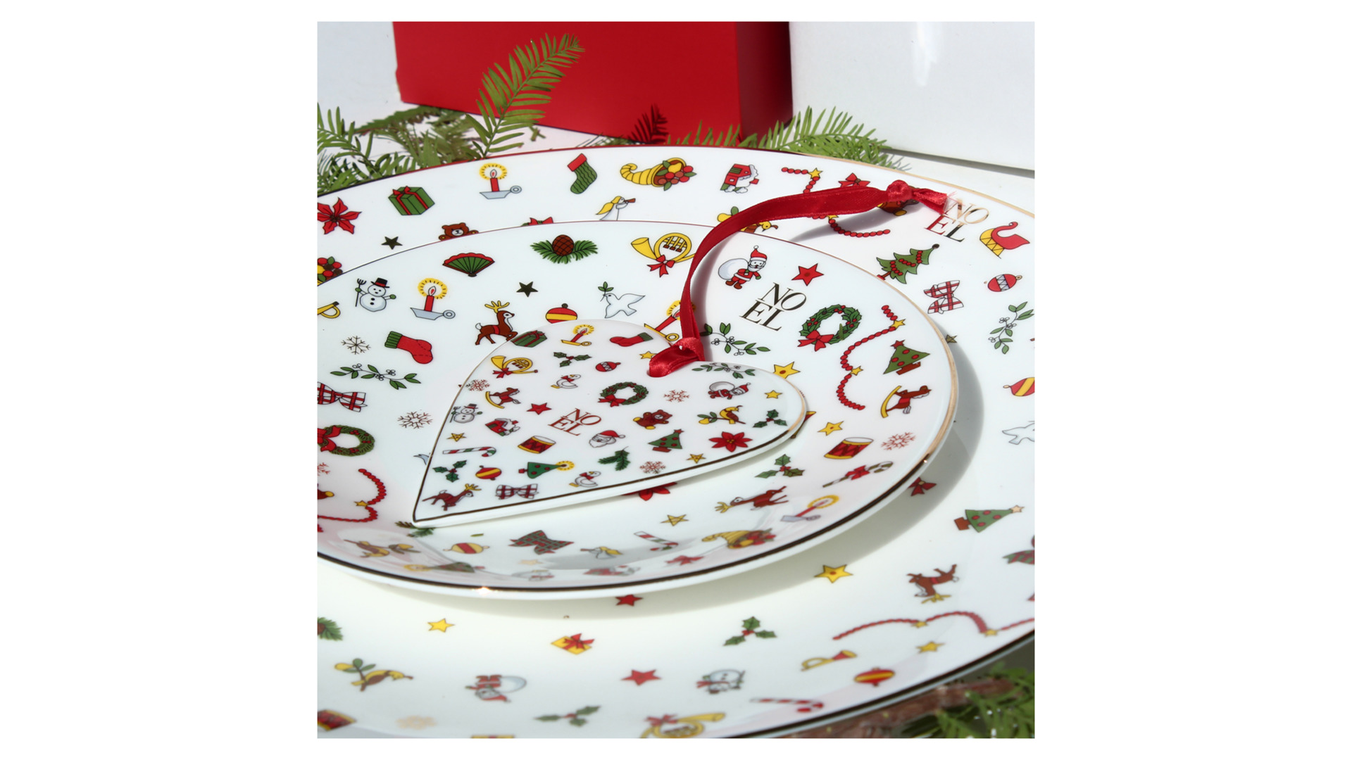 10668240 Taitu Тарелка десертная Taitu "Новый год" 17см Фарфор  - Вид №1