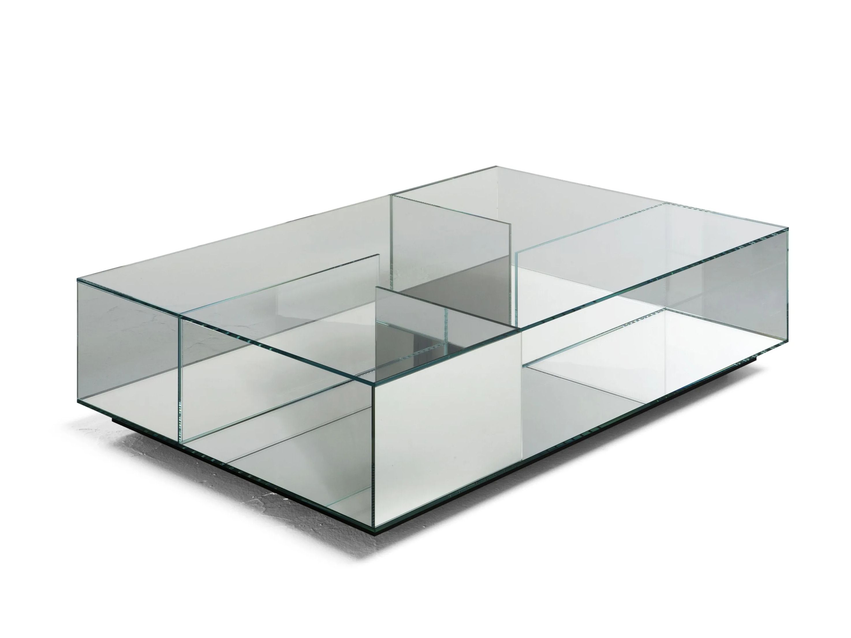 Стеклянный прямоугольный низкий журнальный столик с колесами Natuzzi Italia LABIRINTO ARCH-00124626 - Вид №1