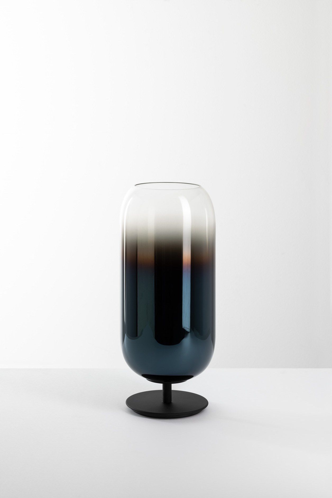 Светодиодная настольная лампа из дутого стекла Artemide Gople ARCH-00039061 - Вид №35