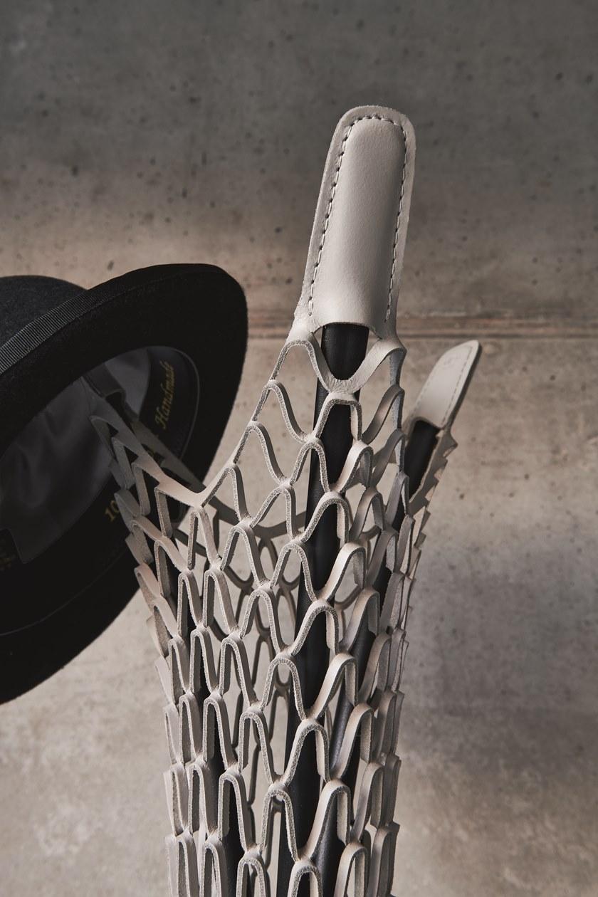 Midj Вешалка для пальто из кожи Guapa sun-id-1406492 - Вид №2