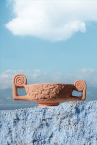 Терракотовый горшок