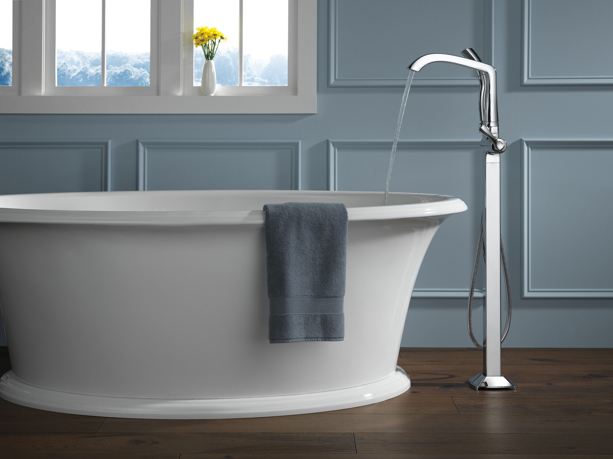 T4776-RBFL Накладка наполнителя ванны на полу с одной ручкой Delta Faucet Stryke Венецианская бронза  - Вид №1