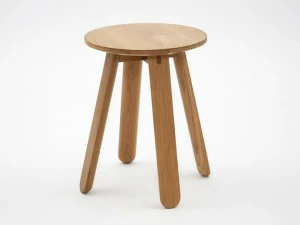 Ross Gardam Низкий деревянный табурет Half full