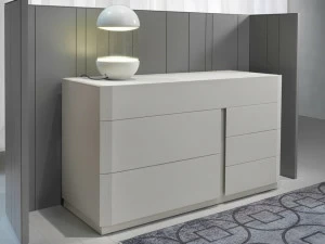 EmmeBi Комод из лакированного массива дерева со встроенными ручками Samar