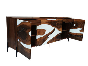 Шкаф из орехового дерева и смолы с распашными дверями